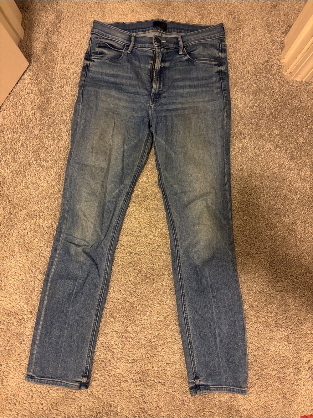 MOTHER, Mid rise Dazzler Straight Leg, ankle Denim Jeans in Medium Blue Wash